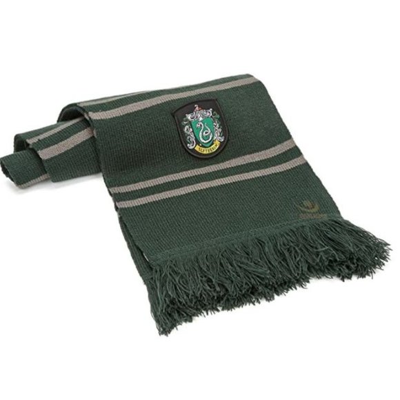Harry Potter Accessories - NEW Harry Potter Slytherin Scarf